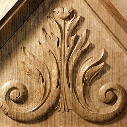 Acanthus Pediment. Oak. H 24in